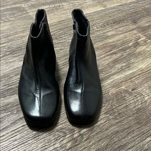 AEROSOLES Black Stitch N Turn Shoes